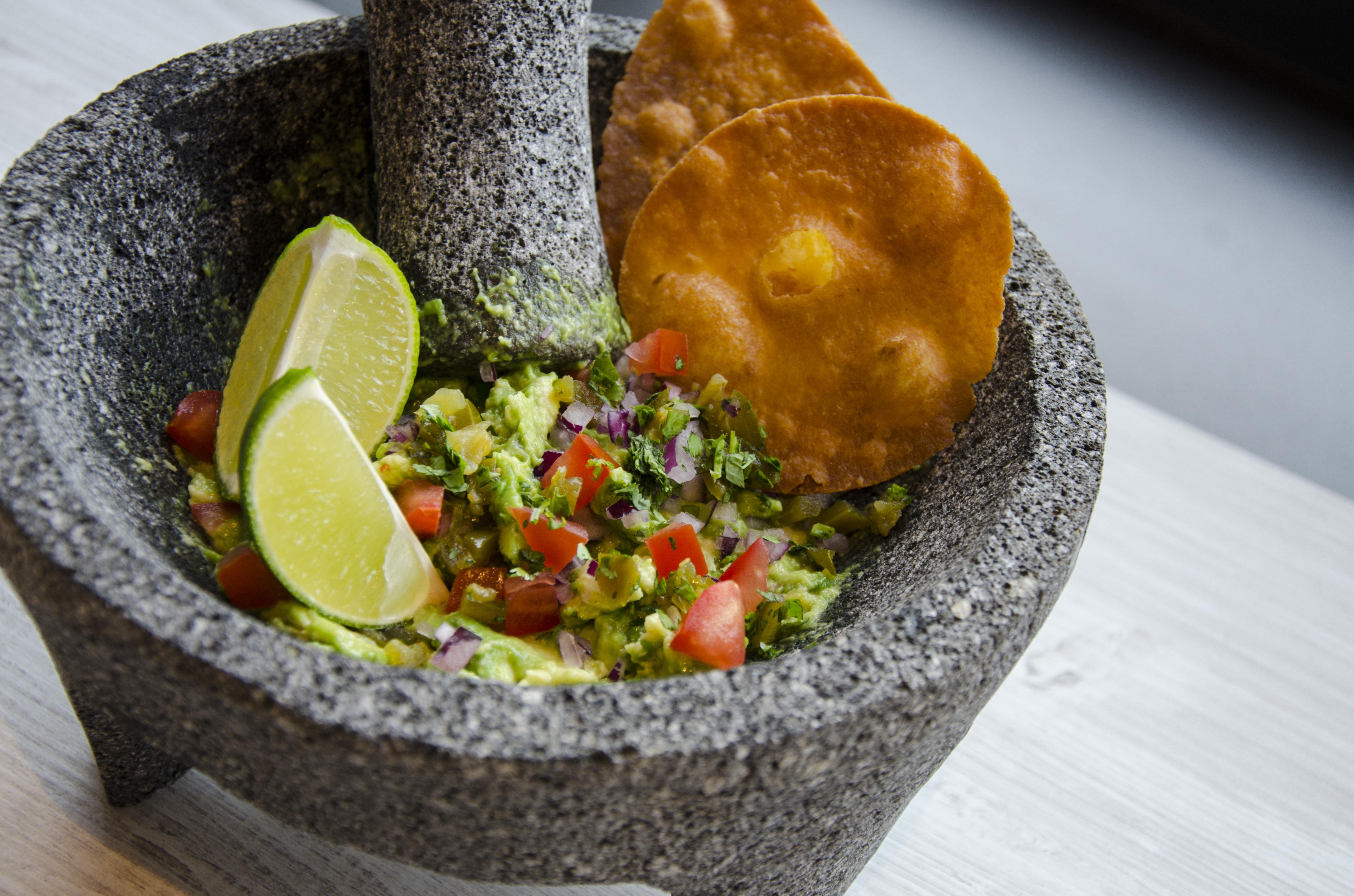 Grand Plaza Hotel & Wellness Andorra la Vella Bagian luar foto Guacamole